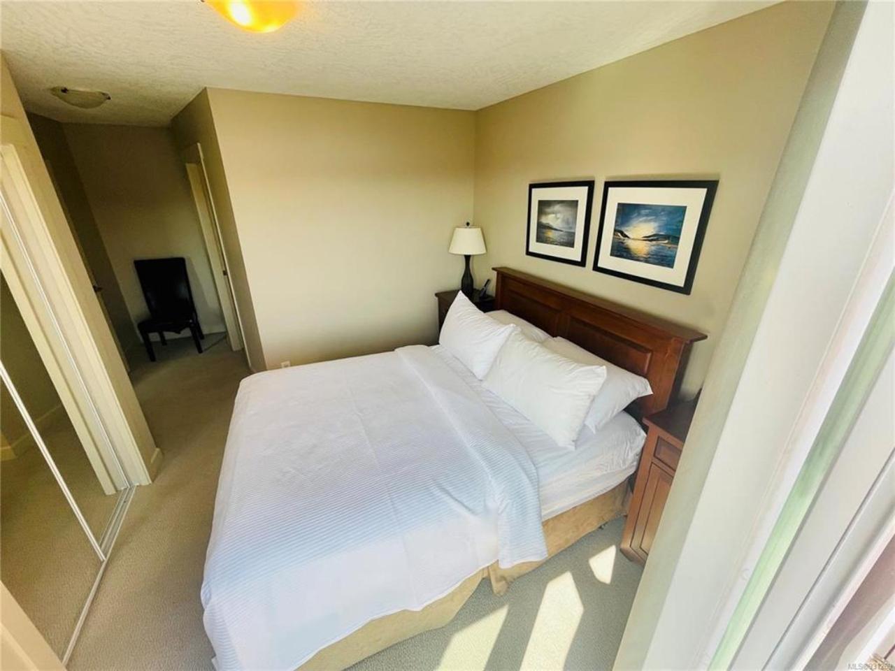 Sheringham Townhouse - Sooke Esterno foto